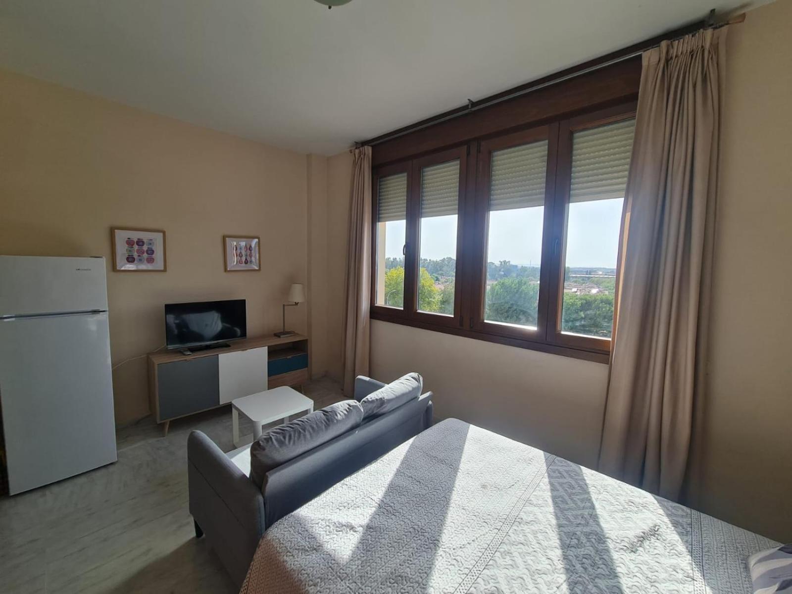 Lux Abril Apartment เซบีญา ภายนอก รูปภาพ