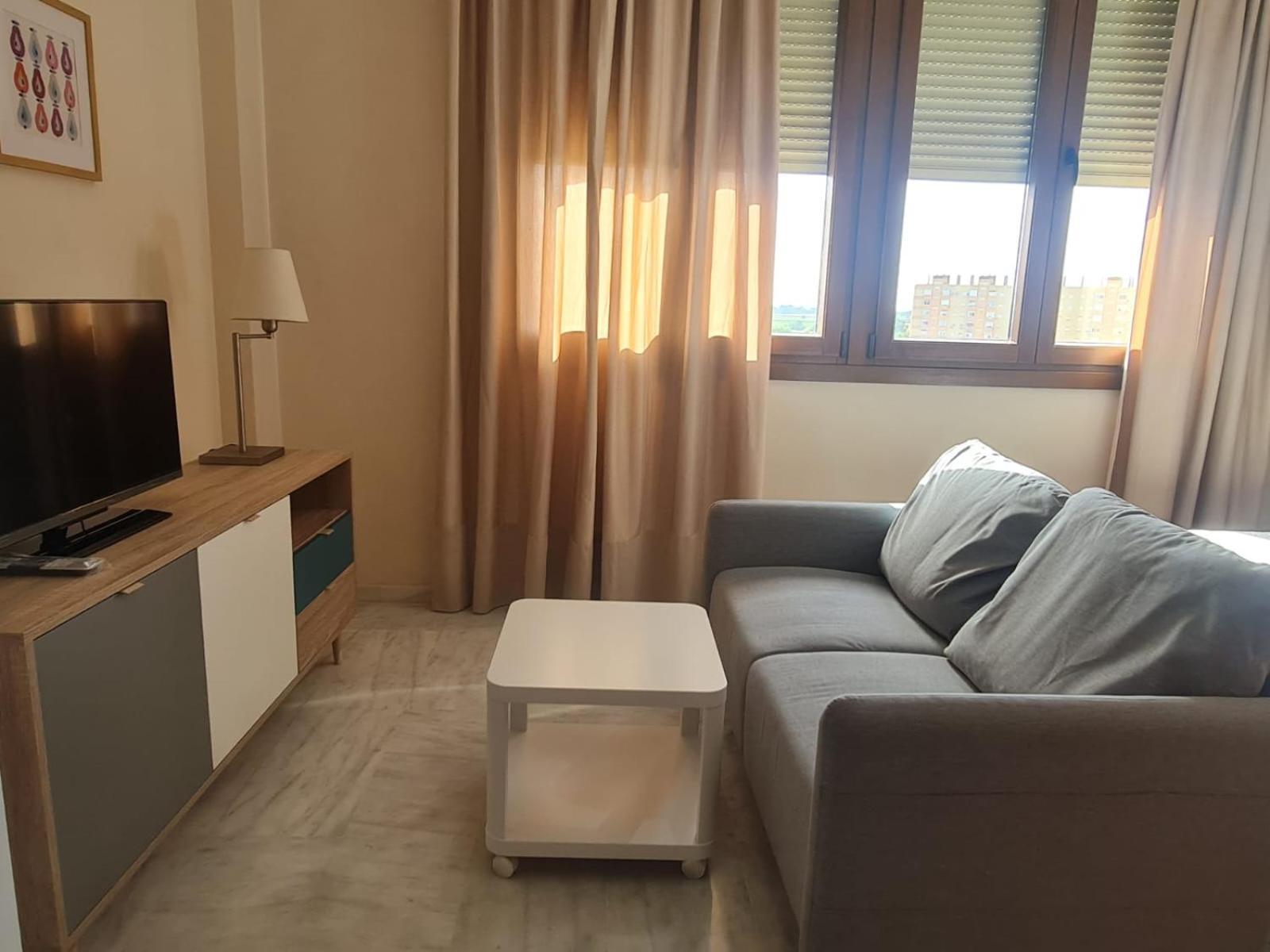Lux Abril Apartment เซบีญา ภายนอก รูปภาพ