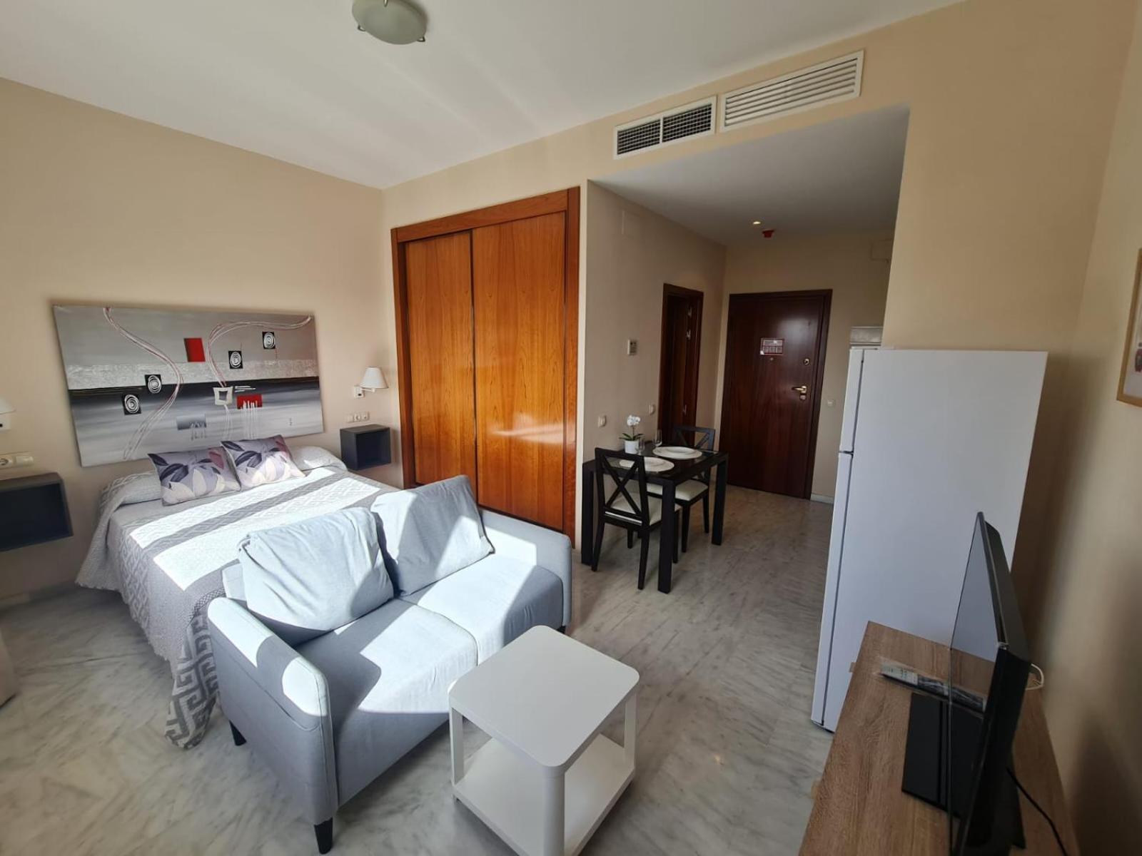 Lux Abril Apartment เซบีญา ภายนอก รูปภาพ