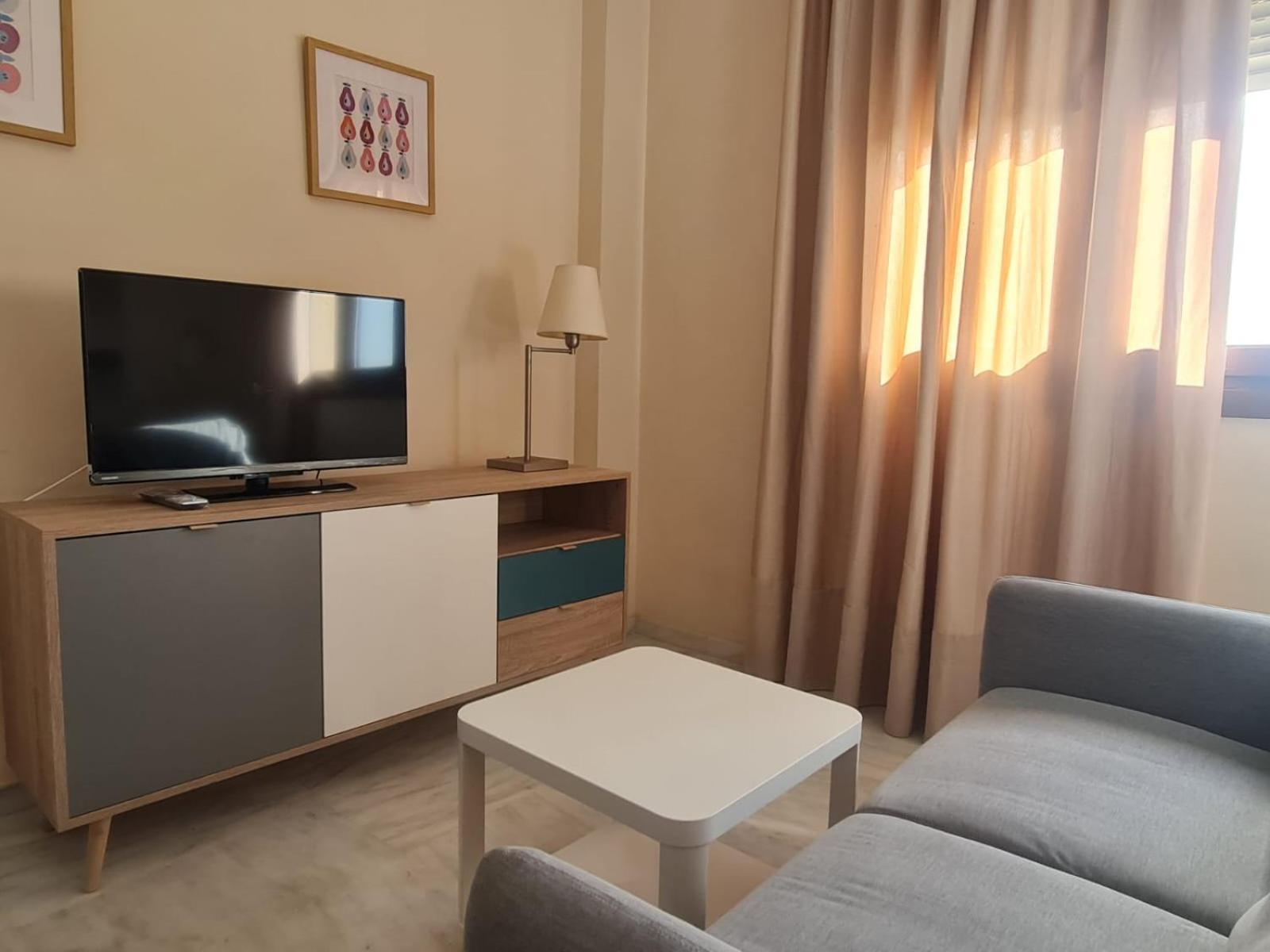 Lux Abril Apartment เซบีญา ภายนอก รูปภาพ