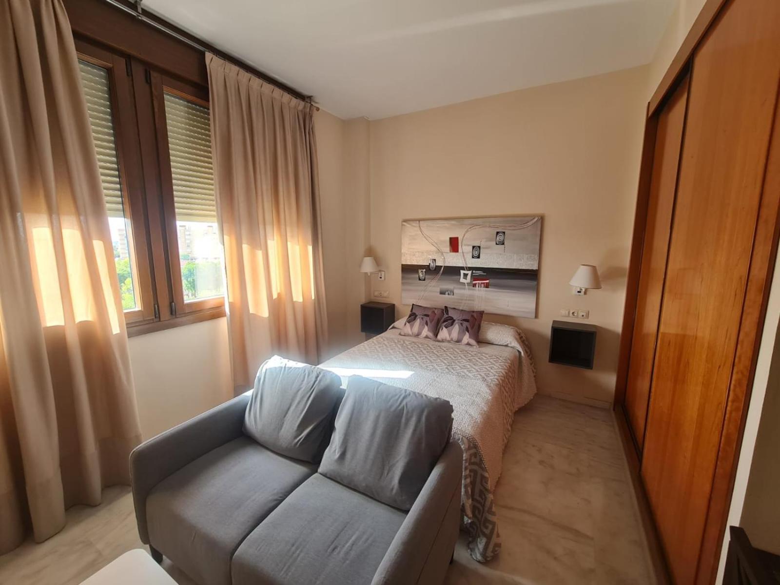 Lux Abril Apartment เซบีญา ภายนอก รูปภาพ