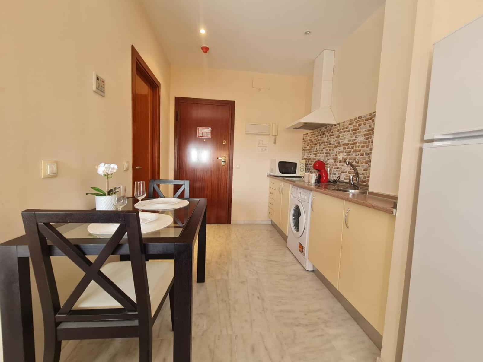 Lux Abril Apartment เซบีญา ภายนอก รูปภาพ